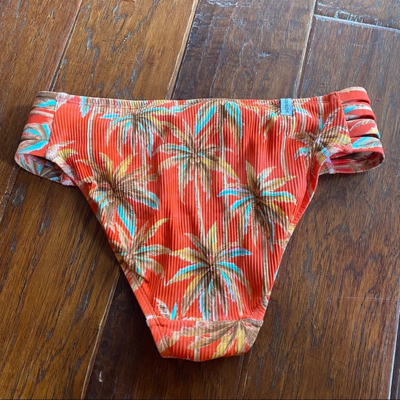 Body Glove Palm Tree Ribbed Bikini Set - Picture 6 of 8